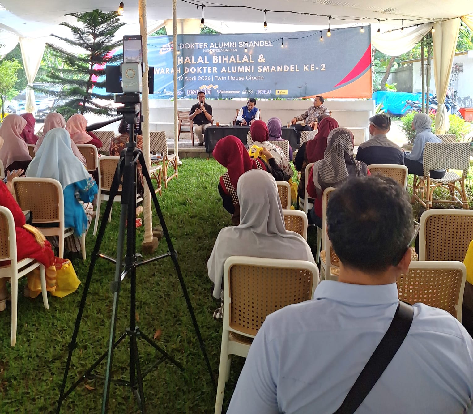 Dokter Alumni SMAN 8 Jakarta Membincangkan tentang Obesitas