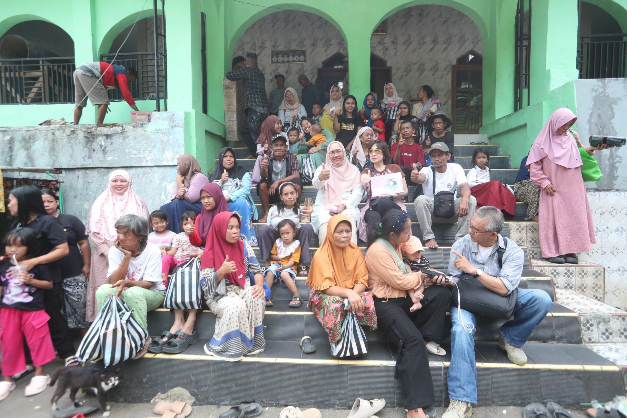 Peluncuran 100 CTFP Happiness Golden Hope di Tengah Tanah Bergerak: 6 Kartini Bantargadung Hadirkan Harapan