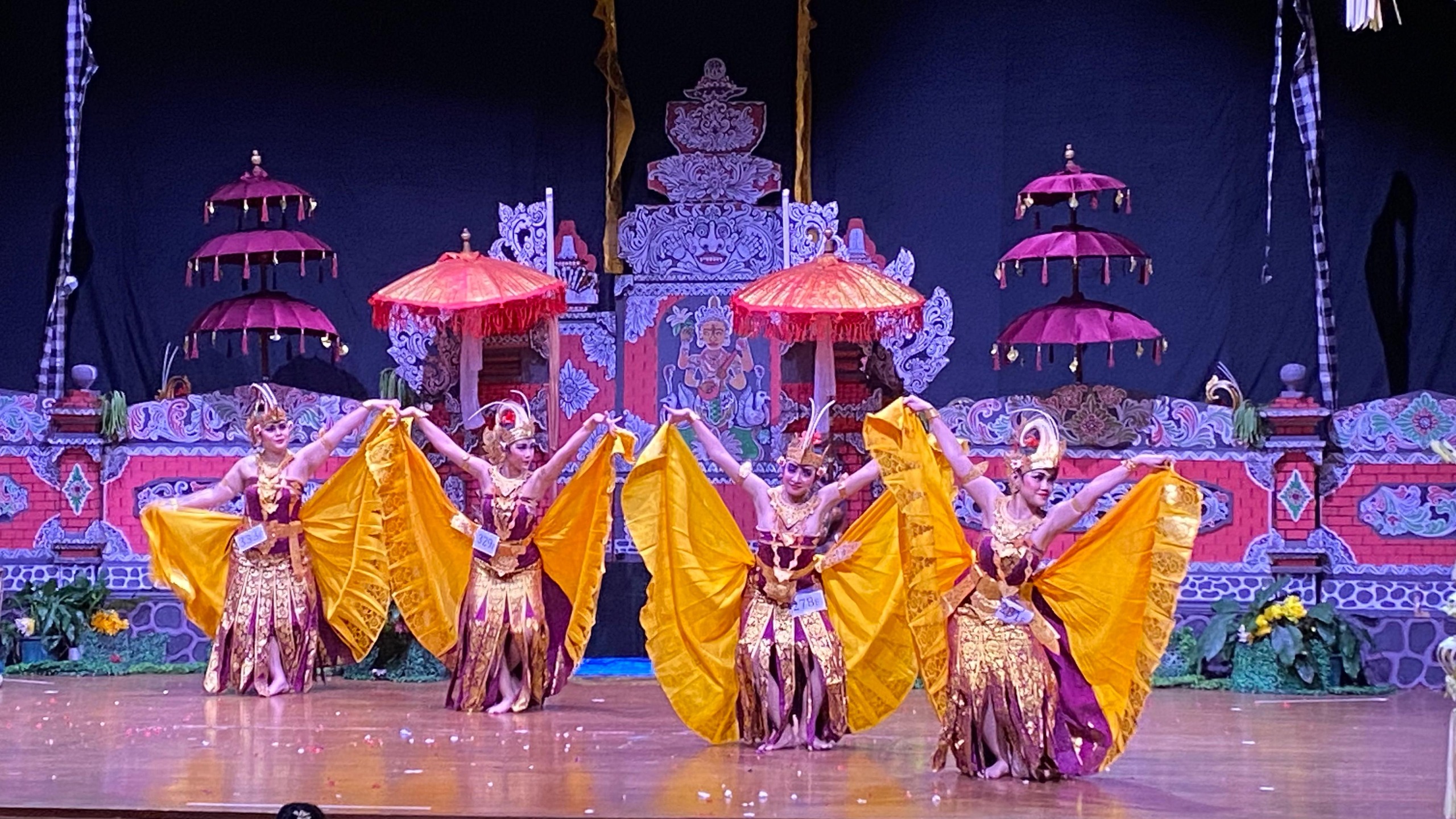 139 Penari Lintas Generasi Tampil dalam Pergelaran yang Menegaskan Komitmen Pelestarian Seni dan Budaya Bali di Jakarta.