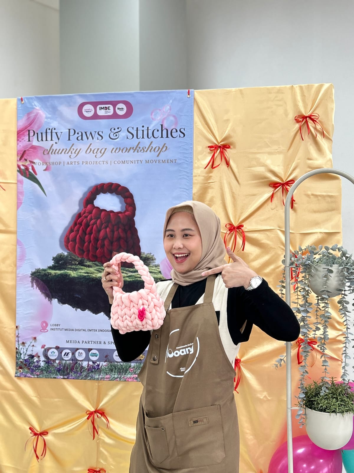 Catatan Workshop Chunky Bag ‘Puffy Paws & Stitches’ dari Creative Spaces – Bisnis Digital IMDE