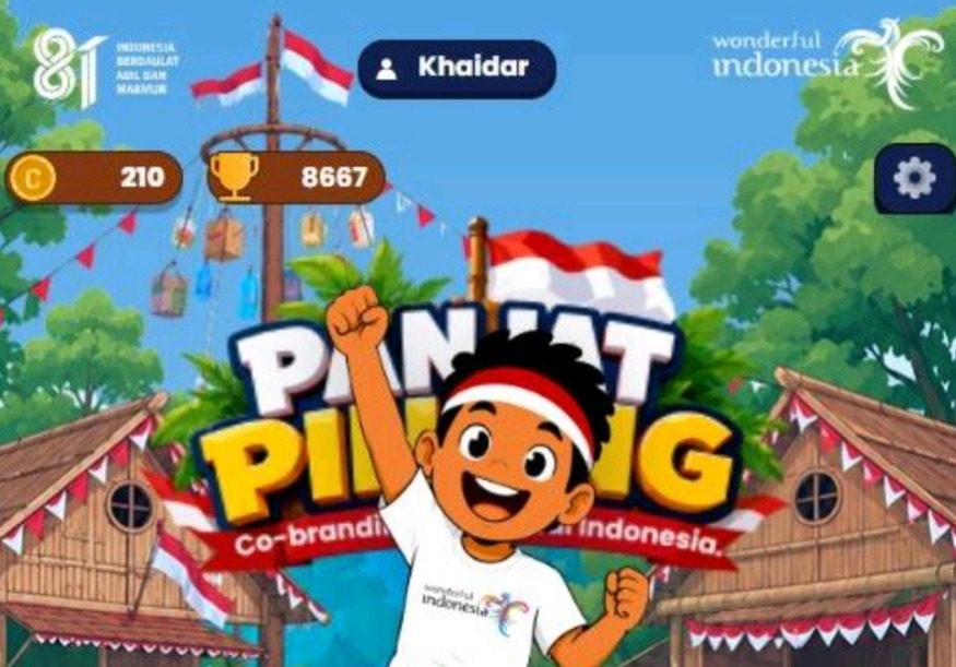 Kemenpar Ajak Masyarakat Rayakan Kemerdekaan Lewat “Pesona Panjat Pinang”