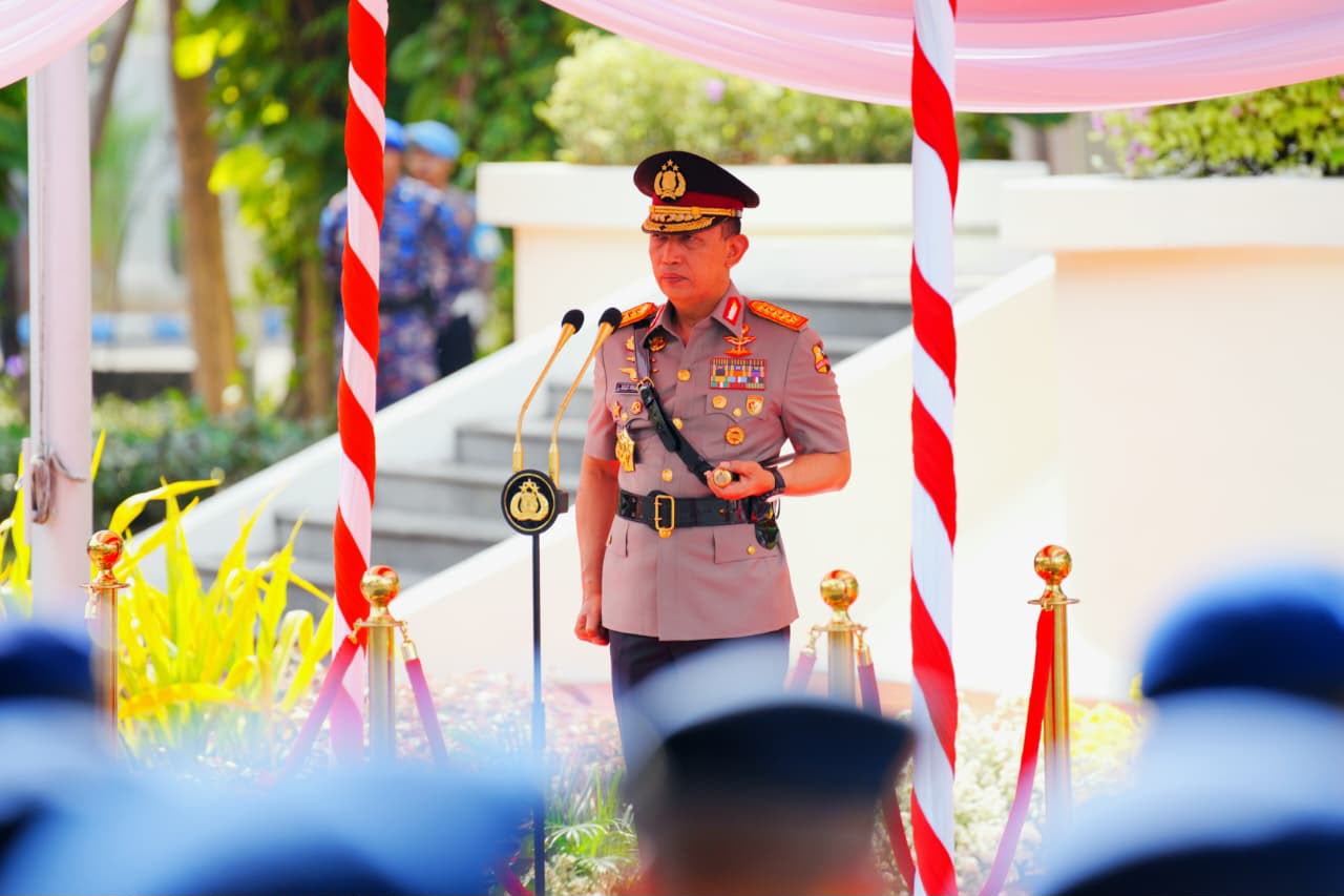 Kobarkan Semangat Perjuangan, Kapolri Pimpin Upacara Hari Juang Polri 2026 di Surabaya